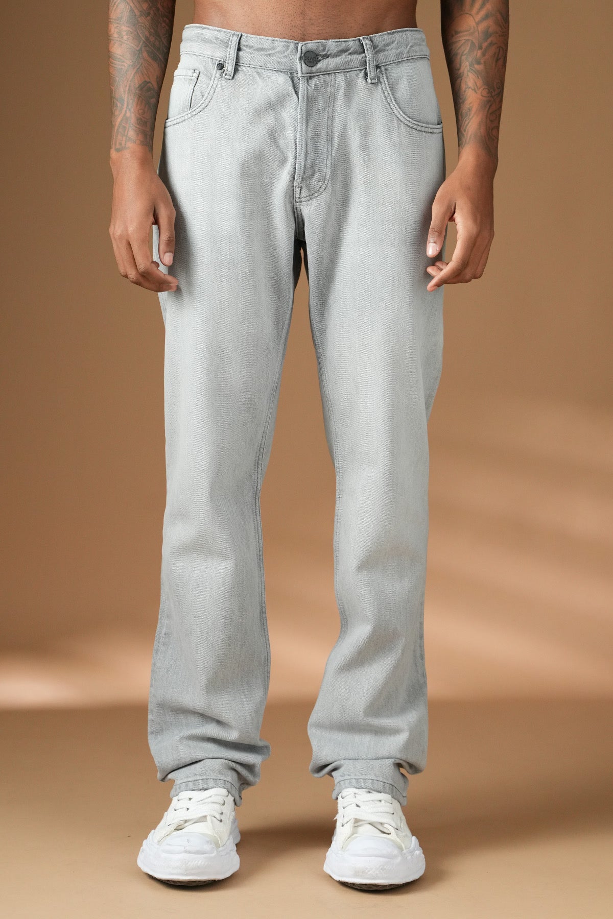 Jean regular gris NO LIMIT, modèle 4111, en denim avec coupe classique, visible sur fond neutre.