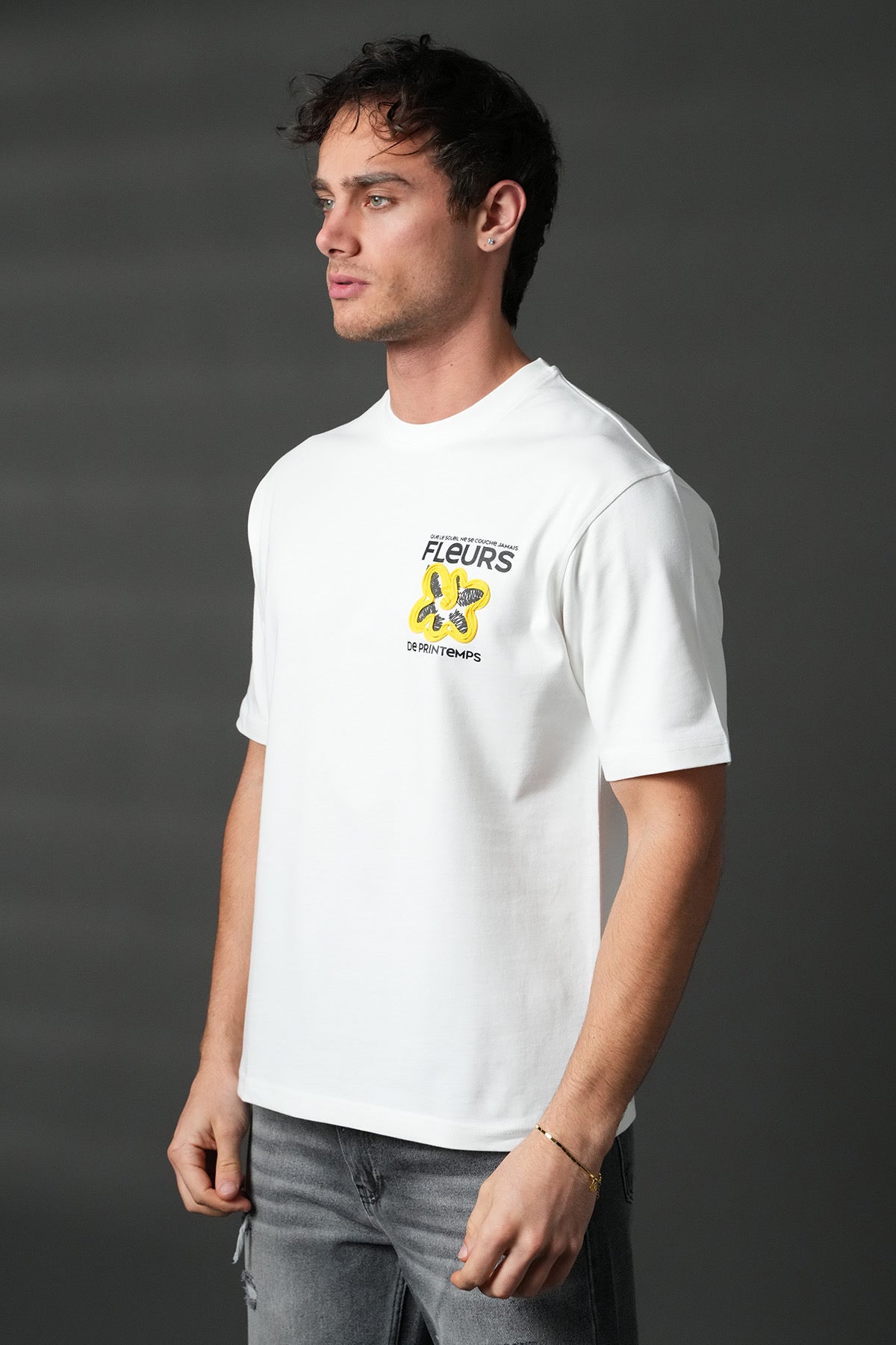 T-shirt blanc avec motifs floraux de la marque NO LIMIT, vue de face, en coton léger et confortable.