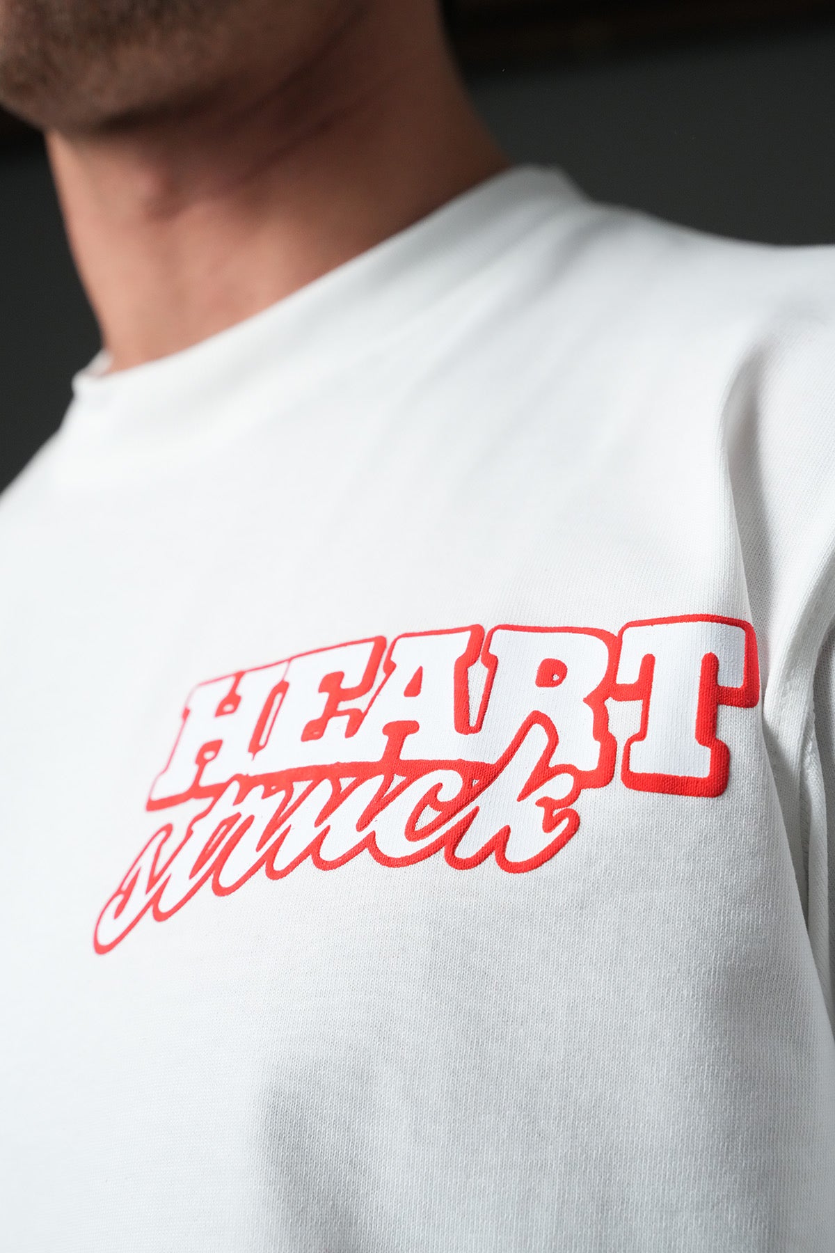 T-shirt blanc avec motif cœur de la marque NO LIMIT, vue de face avec design visible sur le devant.