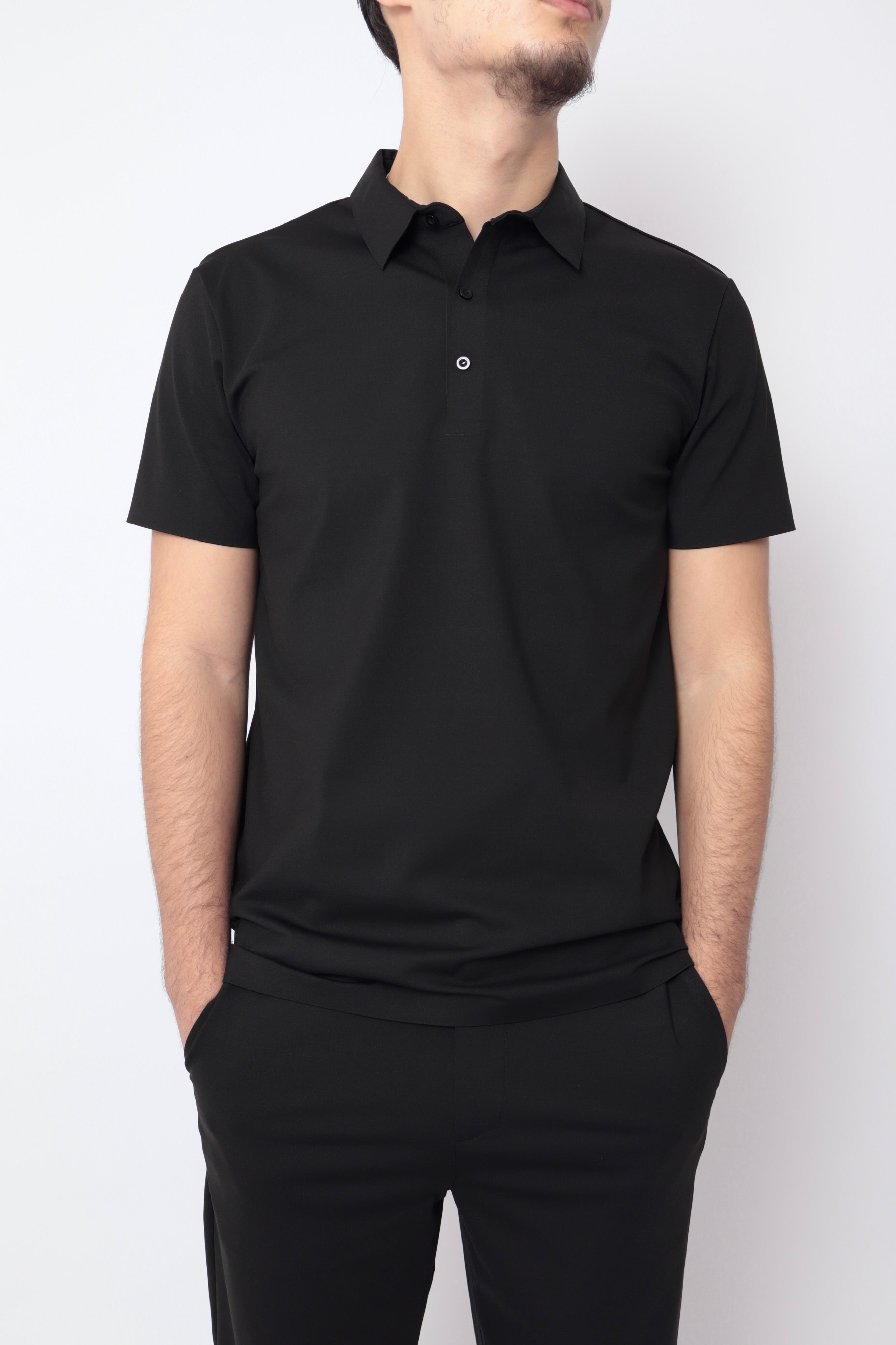 Ensemble Monaco noir de la marque NO LIMIT, vue de face avec détails du tissu et coupe élégante.