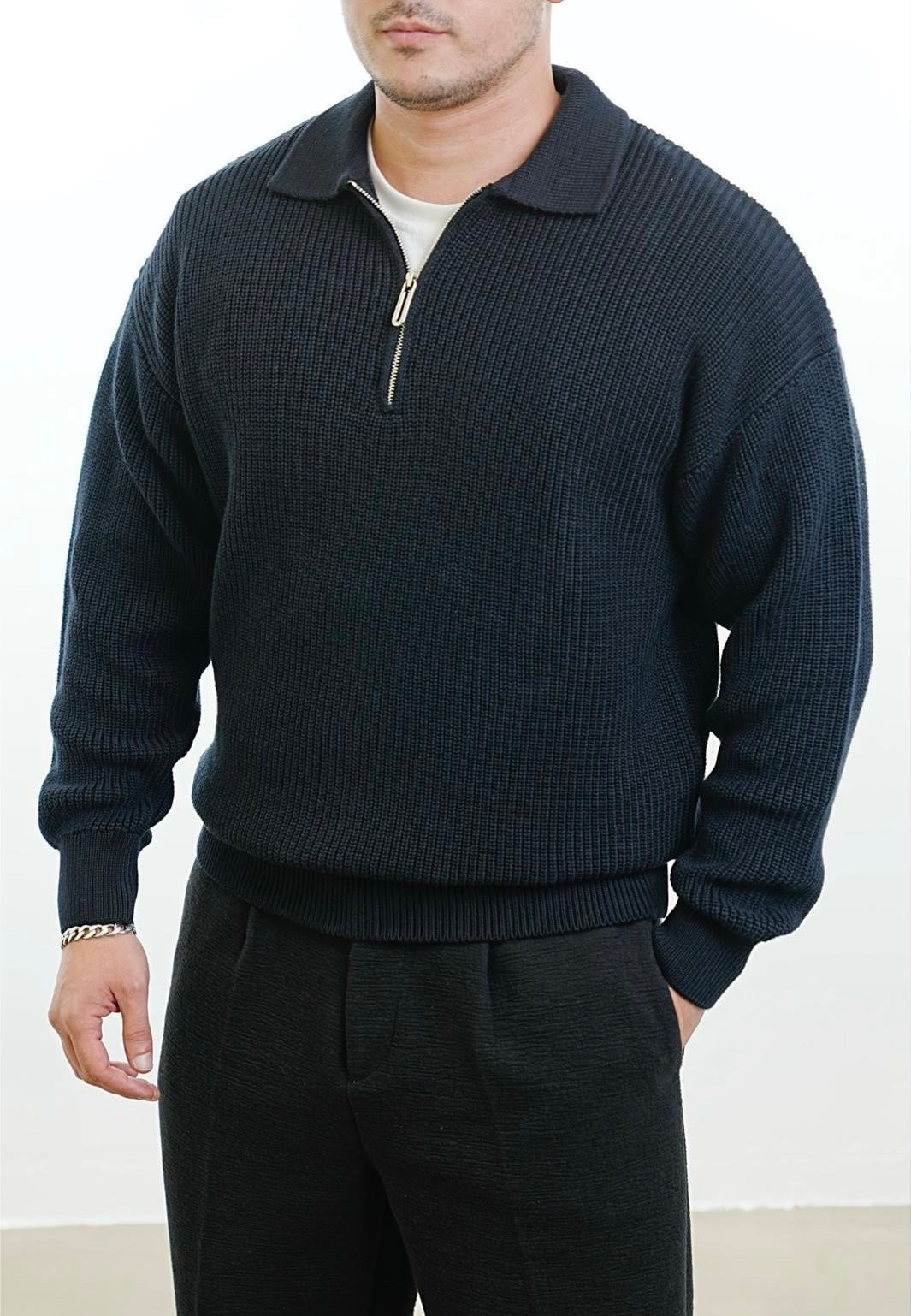 Polo zippé en maille - noir