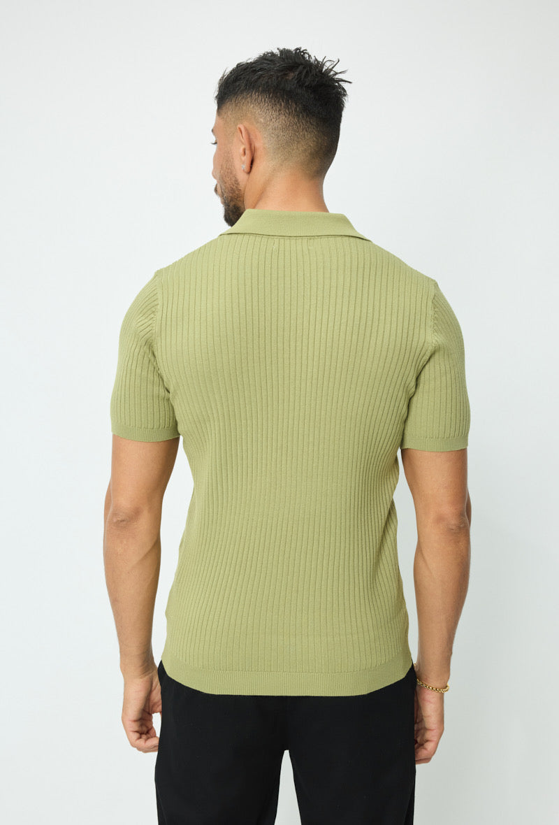 Polo à reliefs - col V - vert