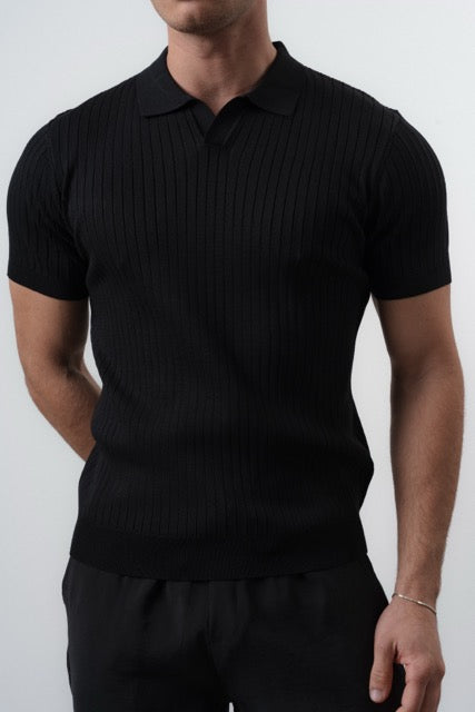 Polo homme noir à manches courtes de la marque NO LIMIT, coupe parfaite, porté sur mannequin.