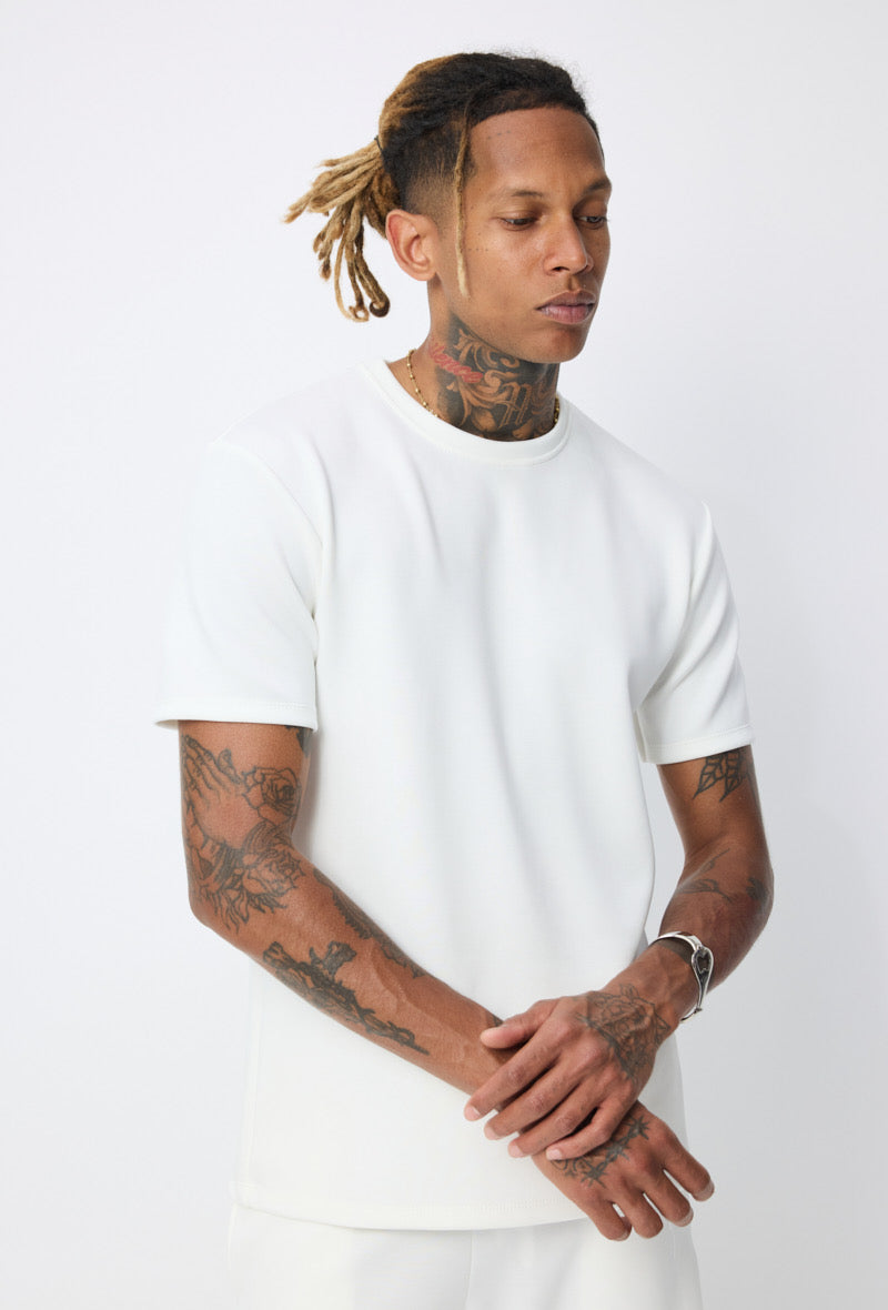 Ensemble basic blanc de la marque NO LIMIT, composé de vêtements simples et confortables pour un style décontracté.