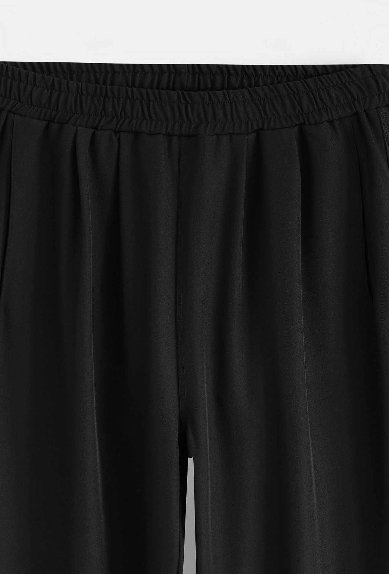 Pantalon noir Easy de la marque NO LIMIT, visible avec une coupe décontractée et tissu confortable.
