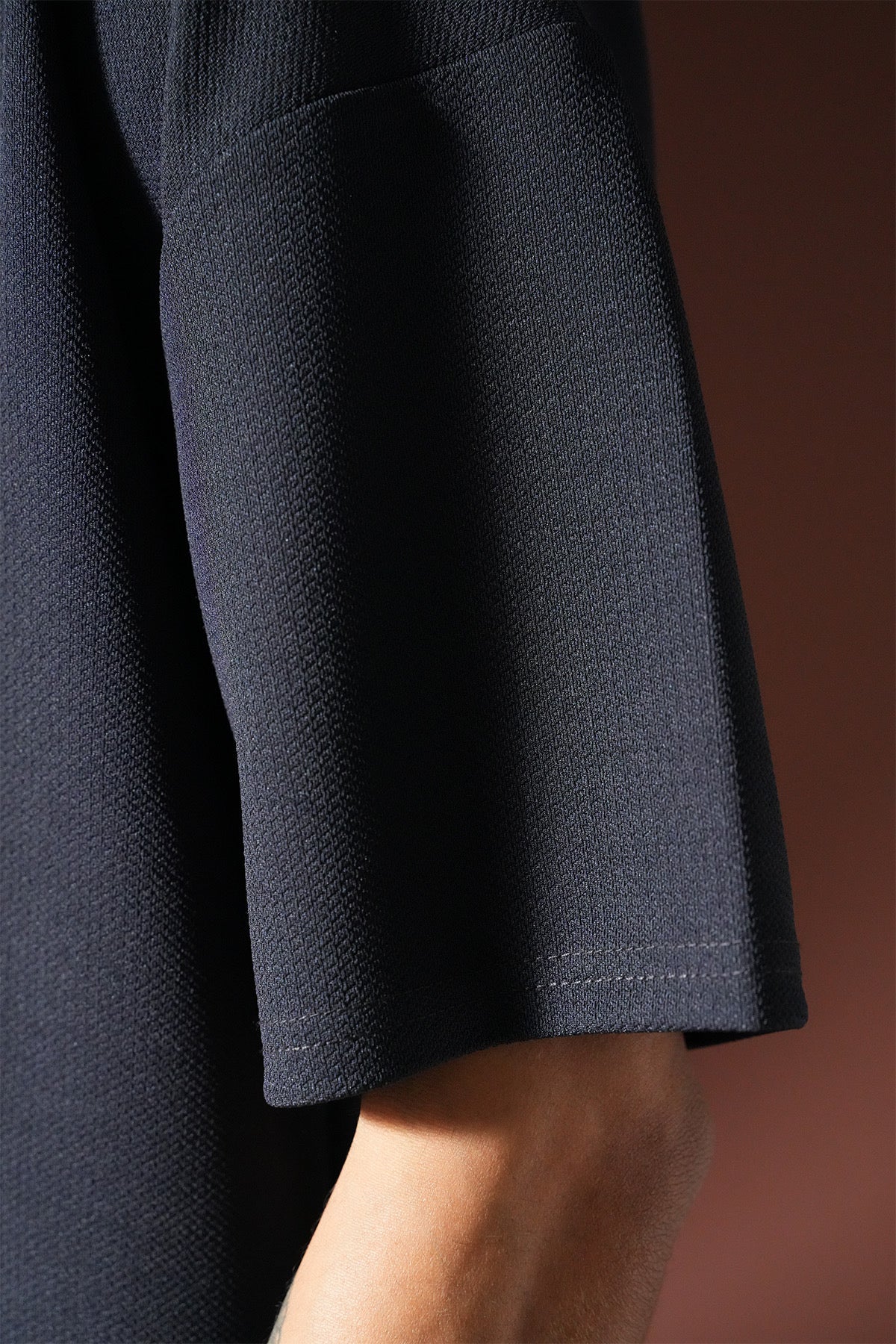 Ensemble Milos gris anthracite de la marque NO LIMIT, composé de vêtements confortables et élégants.