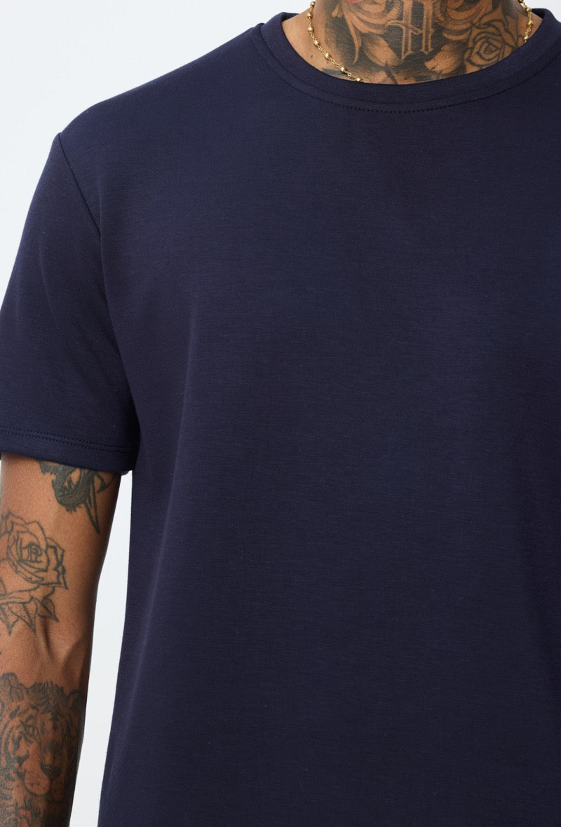 Ensemble basic bleu marine de la marque NO LIMIT, comprenant un haut et un pantalon pour un style décontracté.