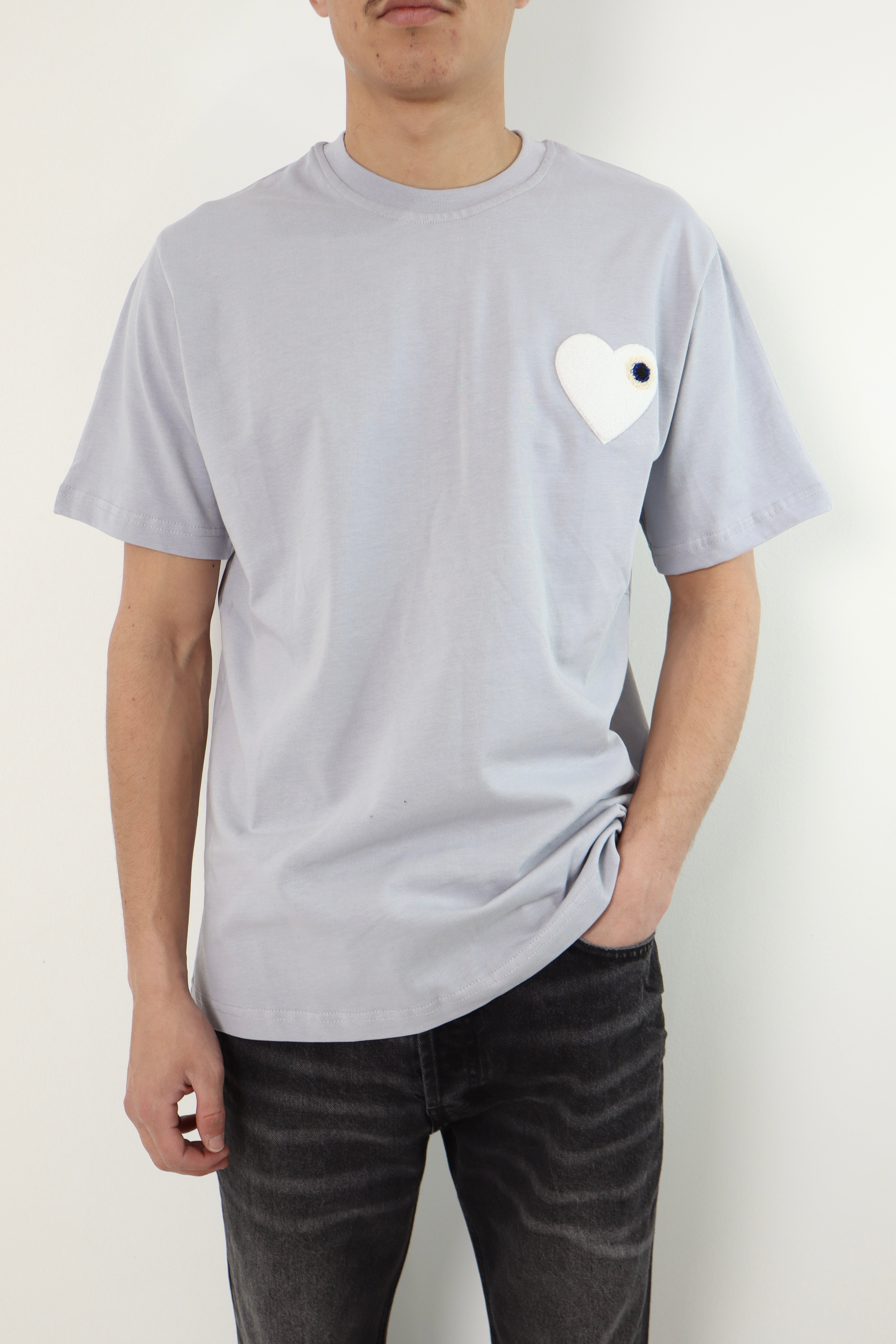 T-shirt coeur - gris - coeur blanc