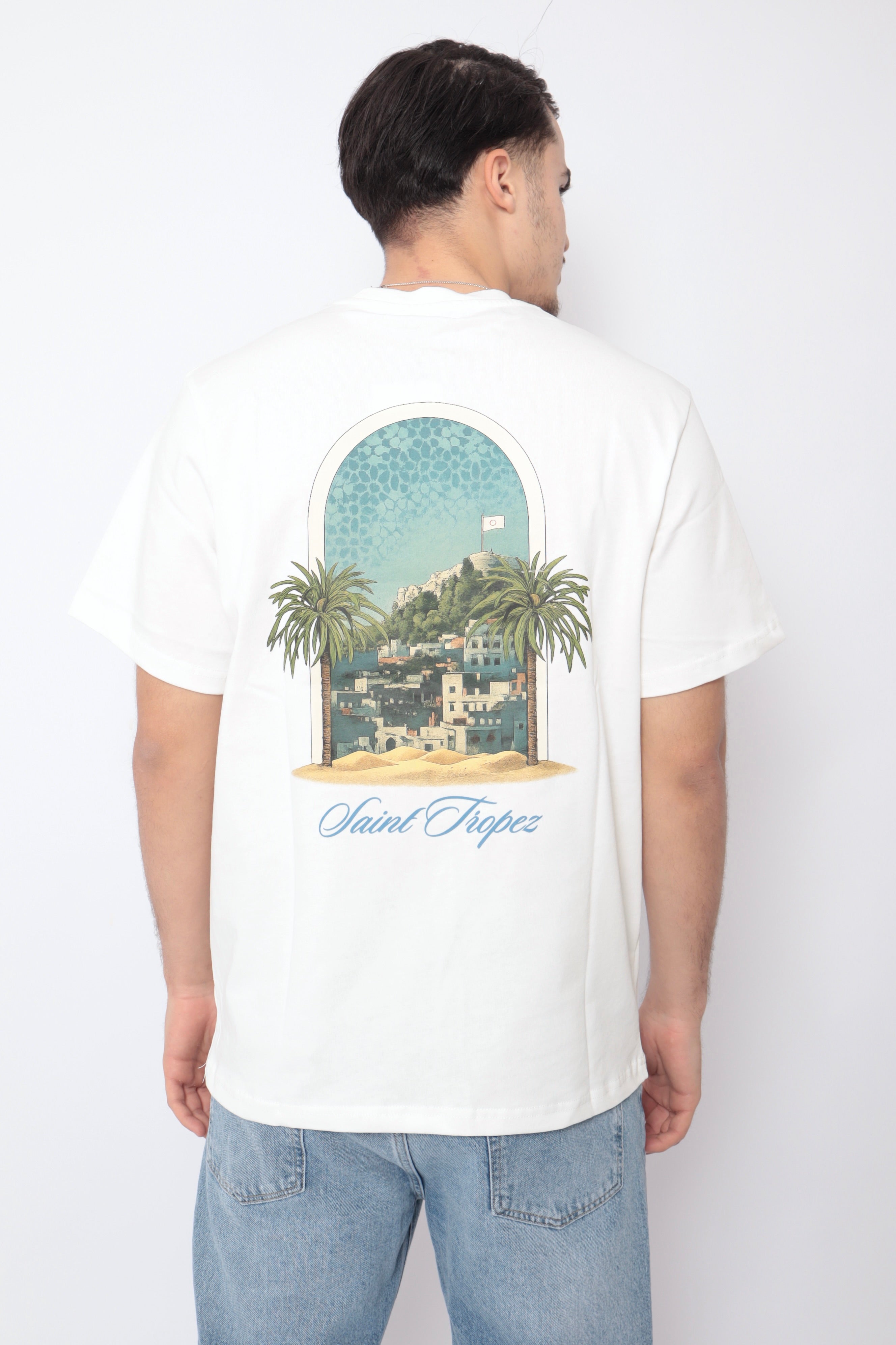 T-shirt blanc NO LIMIT Saint Tropez porté, en coton léger avec logo imprimé à l'avant, style décontracté et confortable.