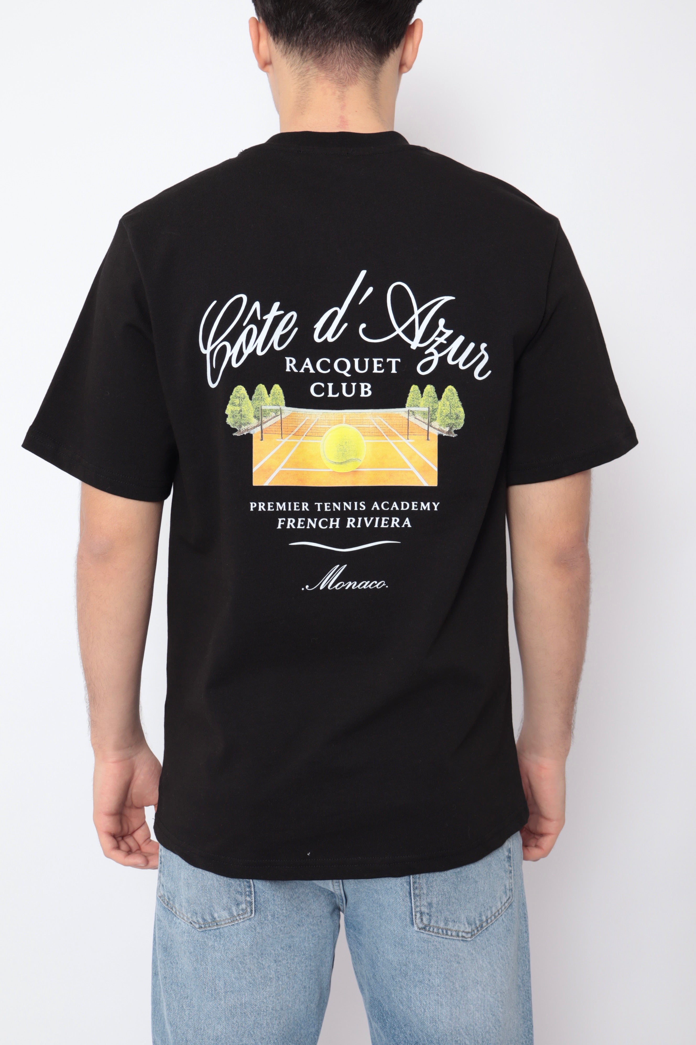 T-shirt noir NO LIMIT French Riviera, coton avec logo imprimé, porté sur mannequin, style décontracté et élégant.
