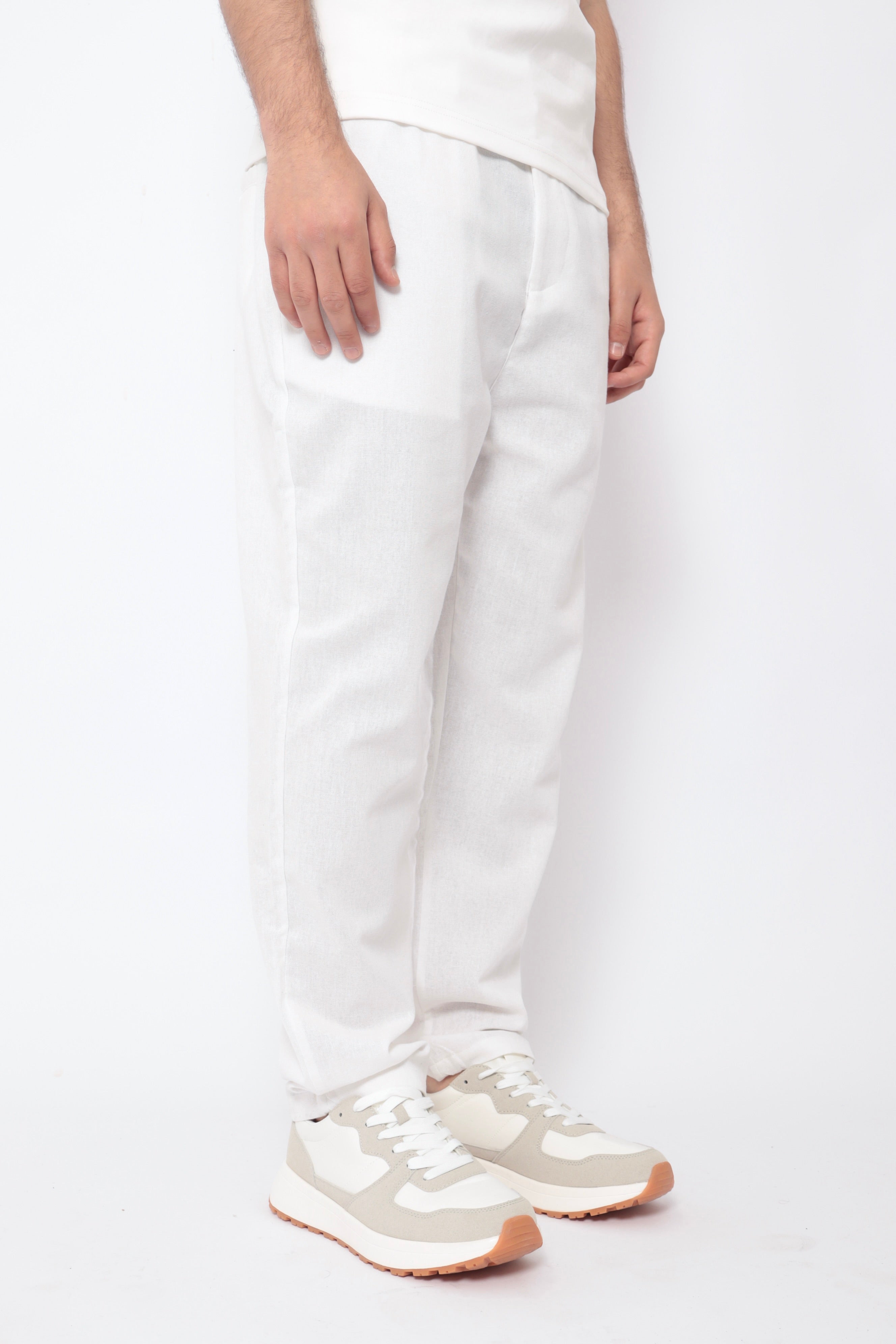 Pantalon effet lin blanc de la marque NO LIMIT, vue de face, avec coupe décontractée et matière légère pour un style confortable.