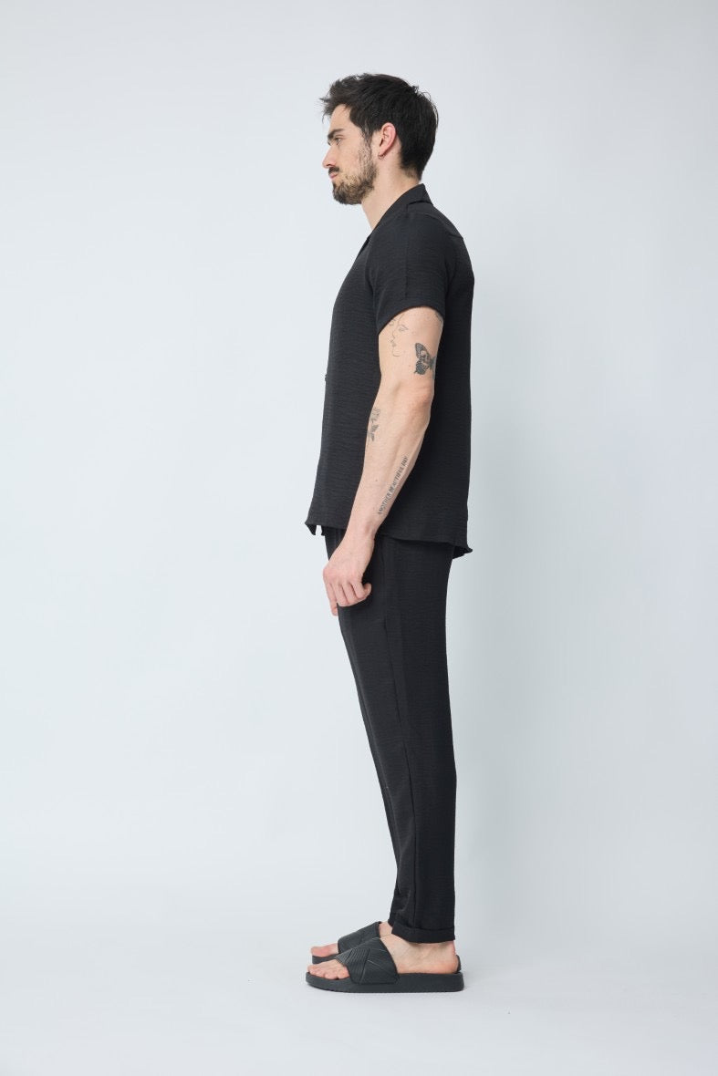 Ensemble Marseille noir de la marque NO LIMIT, vêtement élégant pour homme ou femme, présenté sur un mannequin.