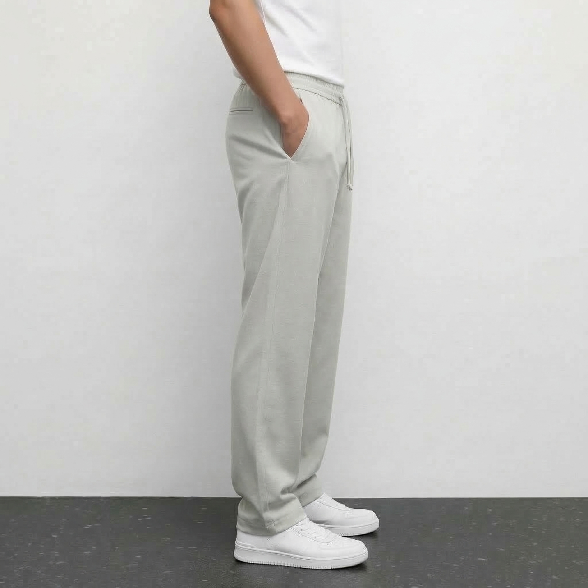 Pantalon beige NO LIMIT pour homme, coupe droite avec poches latérales, tissu léger et confortable, vue frontale.