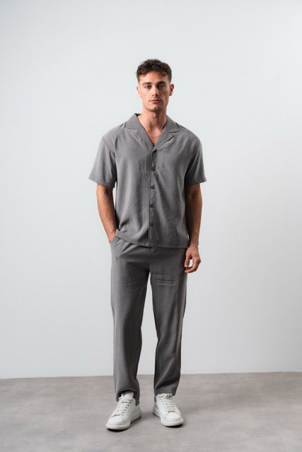 Ensemble Ibiza gris de la marque NO LIMIT, veste et pantalon assortis pour un look tendance.